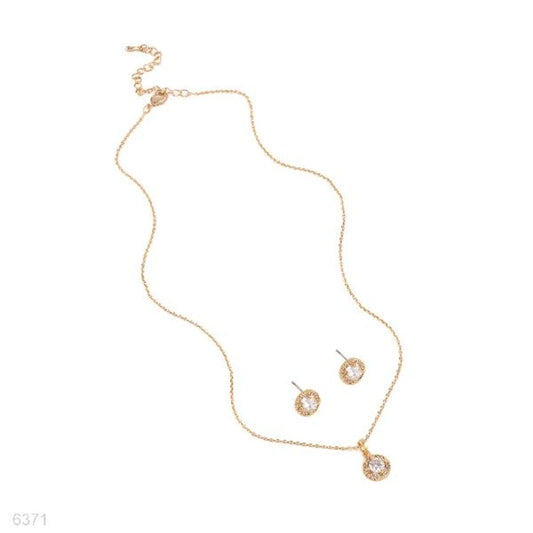 timeless gold solitaire set